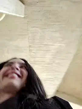 Sam Sara online show from 04/11/26, 08:13