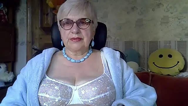 SweetCherry27 online show from 04/22/26, 04:04