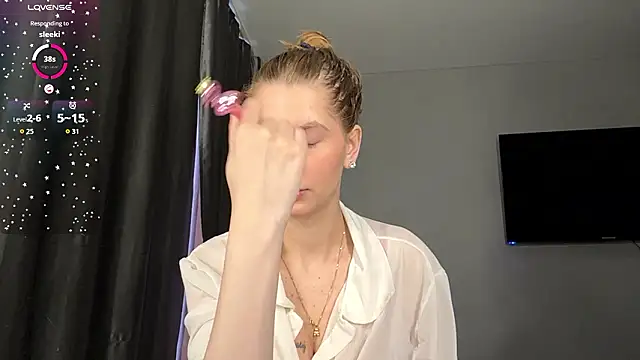 SofyBruno online show from 01/19/26, 07:01