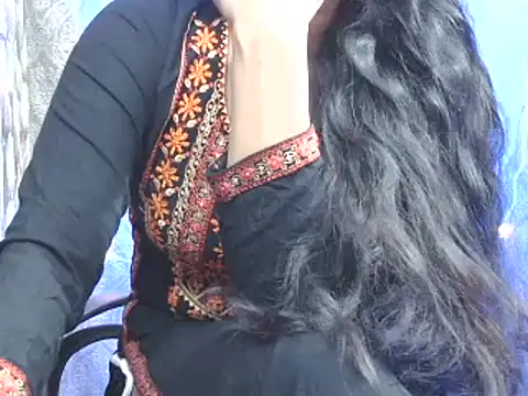 Snapshot of Supriya201 chatting on 01/06/25, 04:23 Supriya201 online show from 01/06/25, 04:23