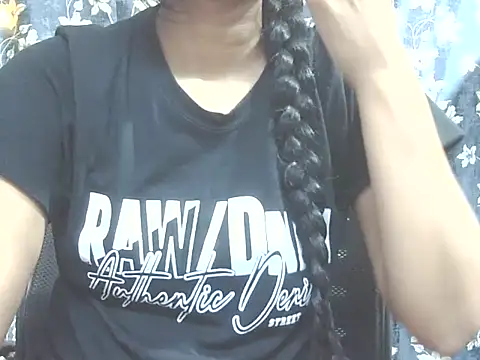Supriya201 online show from 06/30/26, 03:02