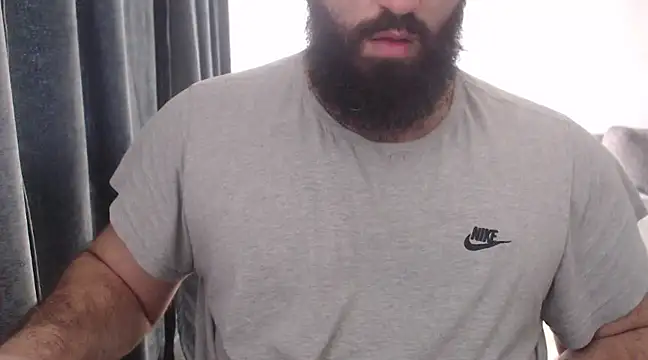 hugemachohandsome online show from 03/01/25, 12:34