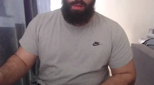 hugemachohandsome online show from 03/10/25, 03:41