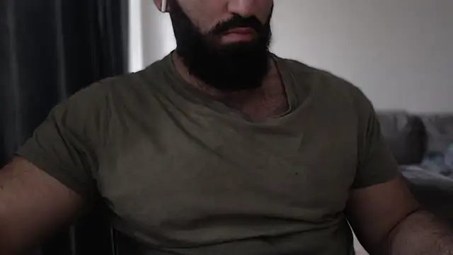 hugemachohandsome online show from 10/20/25, 06:58