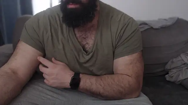 hugemachohandsome online show from 03/08/26, 07:23