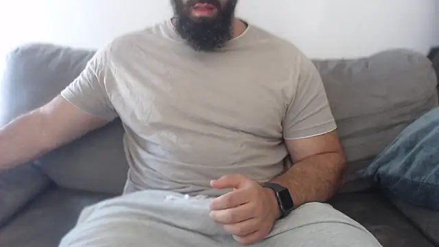 hugemachohandsome online show from 07/11/26, 07:55