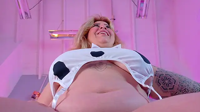 Miss Pawi online show from 02/02/26, 09:24