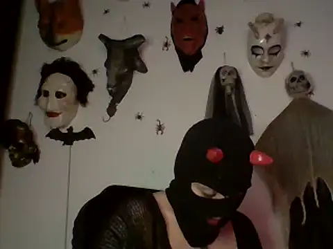 FeticheMacabre online show from 03/16/25, 07:04