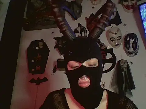 FeticheMacabre online show from 09/13/25, 05:40