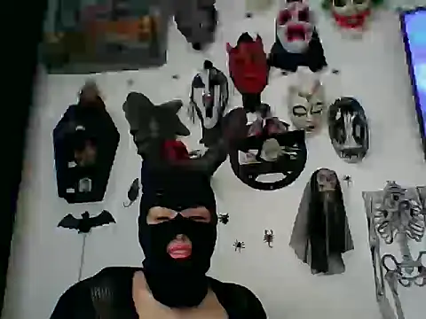 FeticheMacabre online show from 11/01/25, 07:27