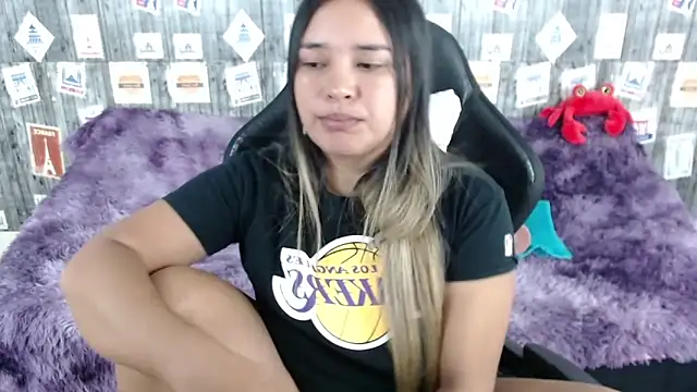 SaraCrow online show from 01/25/25, 08:10