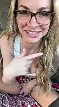 MessyNastyQueen online show from 12/15/24, 07:21