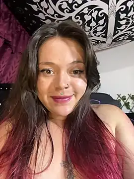 Snapshot of _kalypso_ chatting on 11/15/25, 01:47 kalypso online show from 11/15/25, 01:47