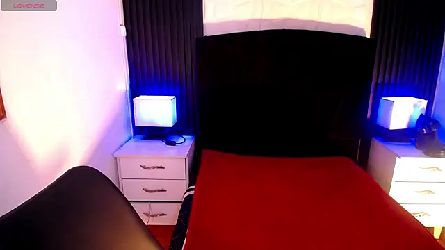 alicia moom online show from 02/17/26, 07:42