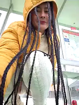 bellapaty online show from 11/29/25, 12:30