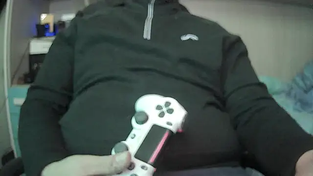 michele1500 online show from 12/19/25, 05:20