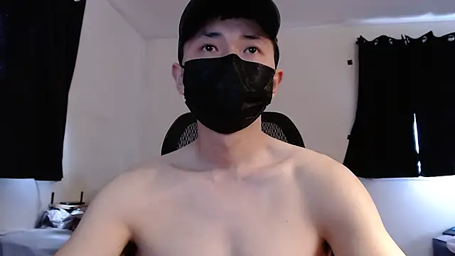 twbobo00715 online show from 02/18/25, 05:42