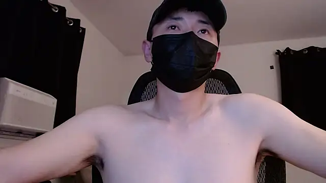 twbobo00715 online show from 10/13/25, 10:43