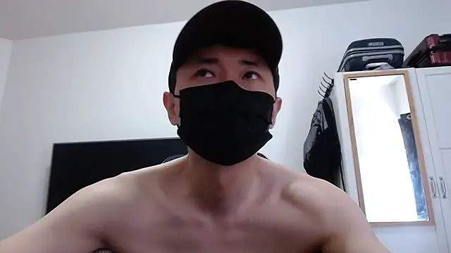 twbobo00715 online show from 05/18/26, 05:08