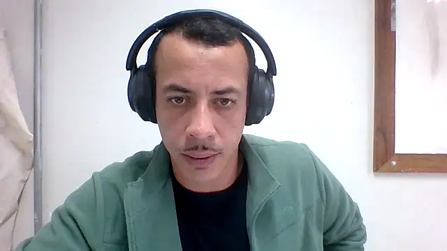 MachoScorpionCaralho online show from 06/03/26, 02:33