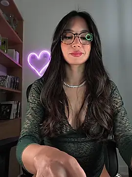 Naughty-Jessie online show from 03/20/26, 09:52