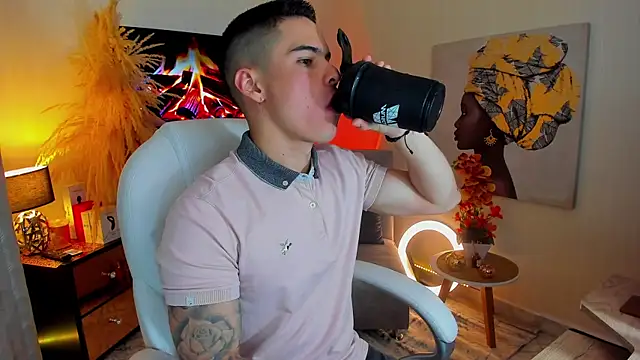 Snapshot of Matias_Murrier chatting on 01/27/25, 12:05 Matias Murrier online show from 01/27/25, 12:05