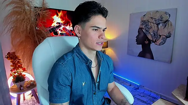 Snapshot of Matias_Murrier chatting on 09/13/25, 11:43 Matias Murrier online show from 09/13/25, 11:43