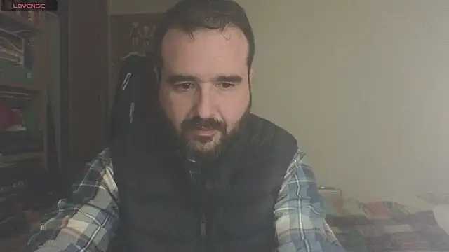 curiosillo83 online show from 03/03/25, 06:33