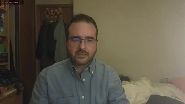 curiosillo83 online show from 03/08/25, 07:20