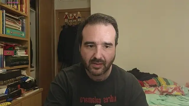 curiosillo83 online show from 09/29/25, 04:34