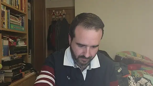 curiosillo83 online show from 02/11/26, 03:17