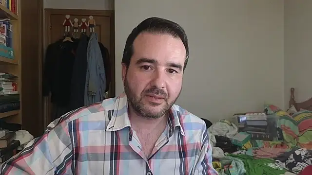 curiosillo83 online show from 05/26/26, 03:08