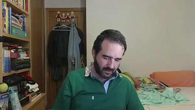 curiosillo83 online show from 07/10/26, 04:53