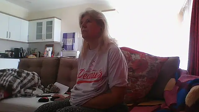 TrustfulVampire1 online show from 03/07/25, 09:51