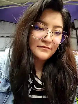 Snapshot of Sakura_0505 chatting on 12/11/24, 11:10 Sakura 0505 online show from 12/11/24, 11:10