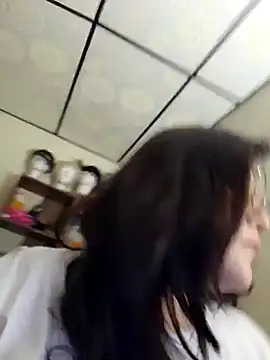 Snapshot of Sakura_0505 chatting on 12/17/24, 07:59 Sakura 0505 online show from 12/17/24, 07:59