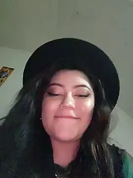 Snapshot of Sakura_0505 chatting on 12/25/24, 10:59 Sakura 0505 online show from 12/25/24, 10:59