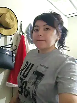 Snapshot of Sakura_0505 chatting on 12/27/24, 05:09 Sakura 0505 online show from 12/27/24, 05:09