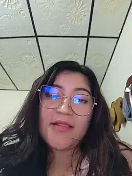 Snapshot of Sakura_0505 chatting on 12/28/24, 12:04 Sakura 0505 online show from 12/28/24, 12:04