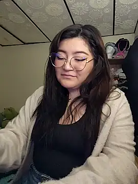 Snapshot of Sakura_0505 chatting on 01/04/25, 11:38 Sakura 0505 online show from 01/04/25, 11:38