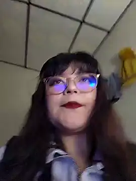 Snapshot of Sakura_0505 chatting on 02/05/25, 10:22 Sakura 0505 online show from 02/05/25, 10:22