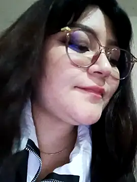 Snapshot of Sakura_0505 chatting on 02/06/25, 02:11 Sakura 0505 online show from 02/06/25, 02:11