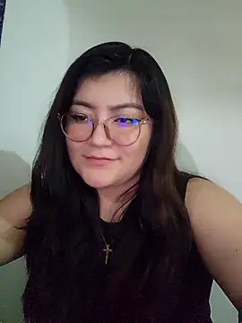 Snapshot of Sakura_0505 chatting on 02/16/25, 10:10 Sakura 0505 online show from 02/16/25, 10:10