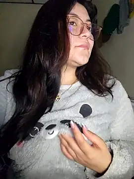 Snapshot of Sakura_0505 chatting on 02/18/25, 03:53 Sakura 0505 online show from 02/18/25, 03:53