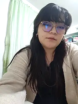 Snapshot of Sakura_0505 chatting on 03/06/25, 12:32 Sakura 0505 online show from 03/06/25, 12:32