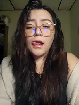 Snapshot of Sakura_0505 chatting on 03/12/25, 10:39 Sakura 0505 online show from 03/12/25, 10:39