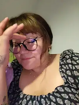 Snapshot of Sakura_0505 chatting on 10/04/25, 12:19 Sakura 0505 online show from 10/04/25, 12:19