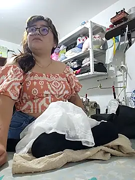 Snapshot of Sakura_0505 chatting on 11/02/25, 07:38 Sakura 0505 online show from 11/02/25, 07:38