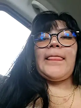 Snapshot of Sakura_0505 chatting on 11/30/25, 06:45 Sakura 0505 online show from 11/30/25, 06:45