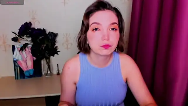 KindHazelHere  online show from 10/03/25, 09:06